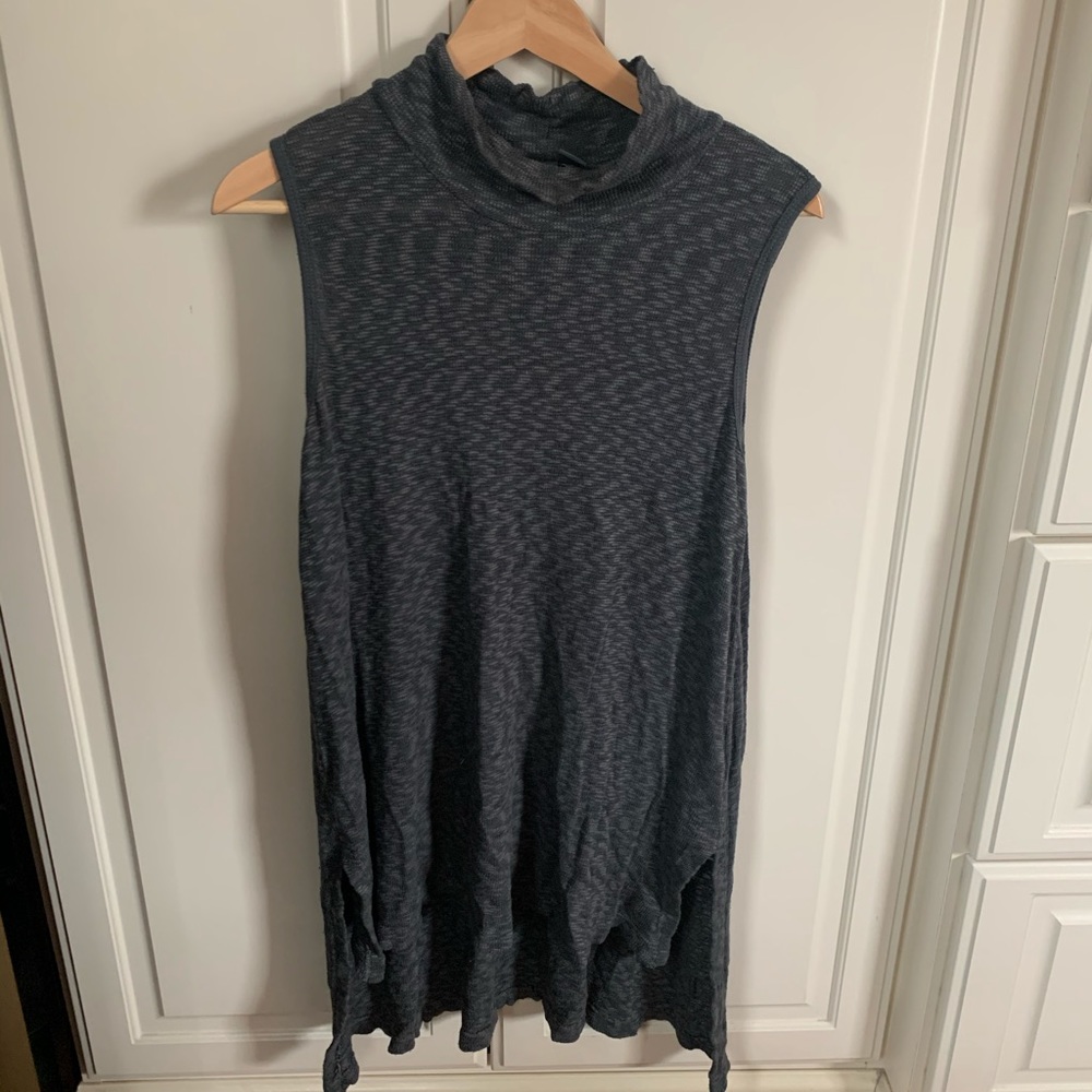 Gray Sleeveless Tunic